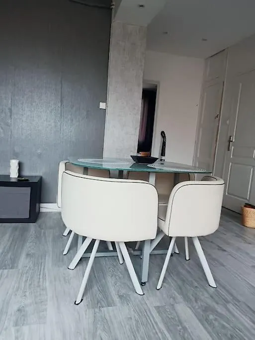 Appartement Marseille Centre Et Plage F3 Avec Ascenseur France