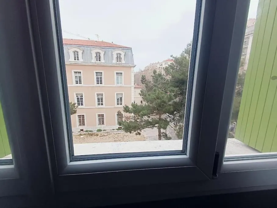 Appartement Marseille Centre Et Plage F3 Avec Ascenseur France