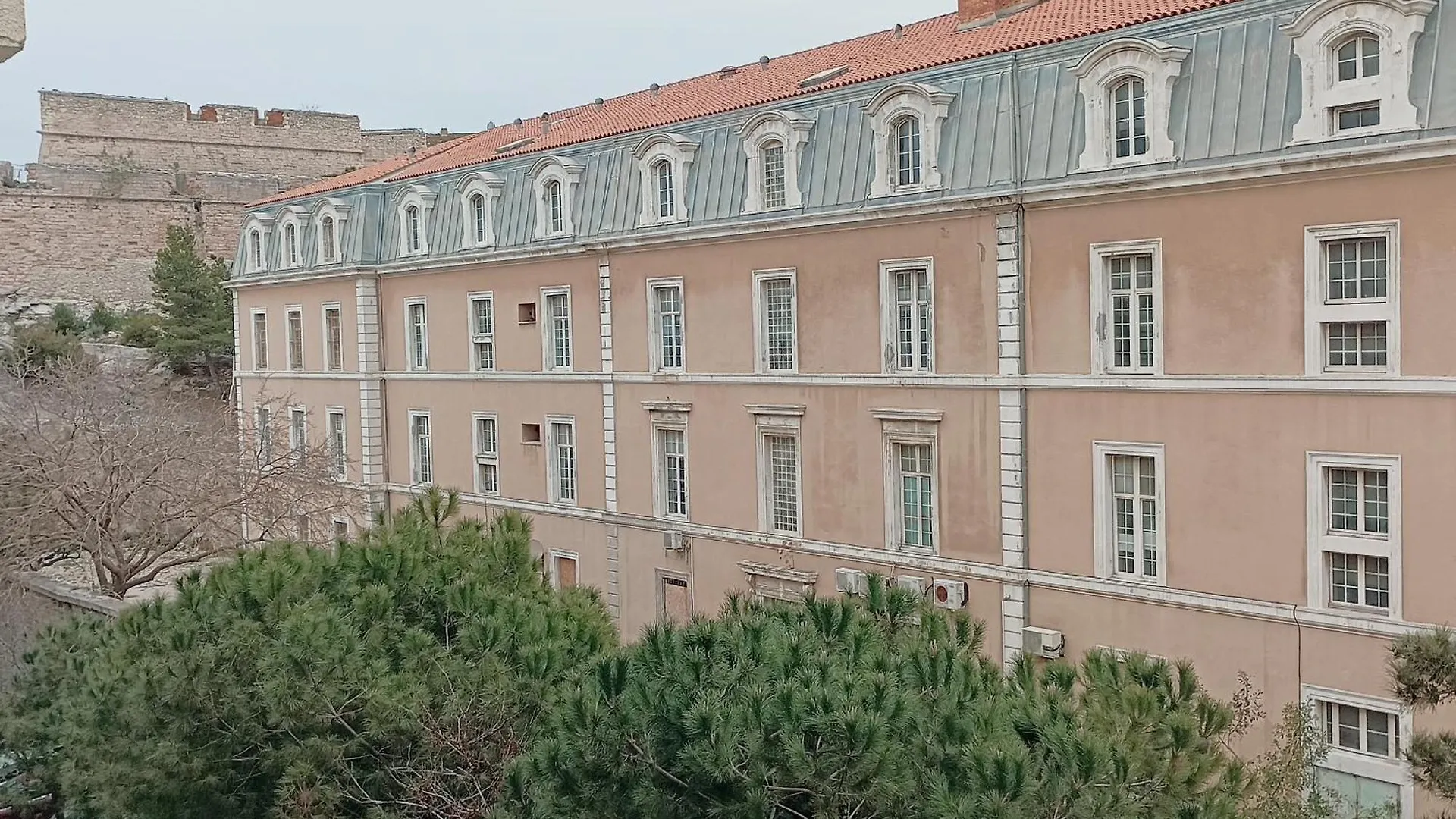 Appartement Marseille Centre Et Plage F3 Avec Ascenseur